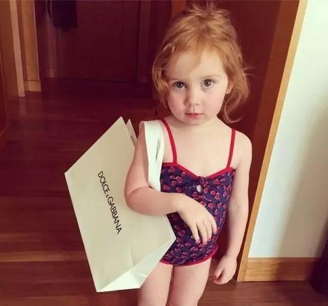 荷兰名媛吃瓜视频网站,揭秘网红吃瓜背后的故事