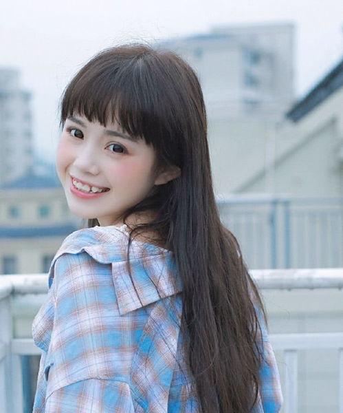 虎牙吃瓜美女视频,美女吃瓜，笑料横生，带你领略网络直播的魅力