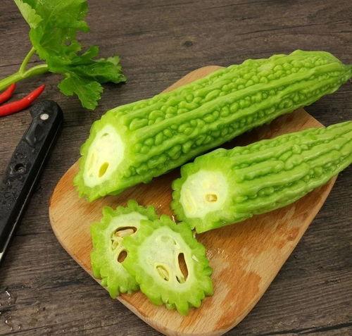 各种吃瓜视频从哪找到,揭秘吃瓜视频背后的热点追踪与娱乐风向